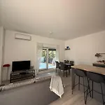 Apartament Forest Hill