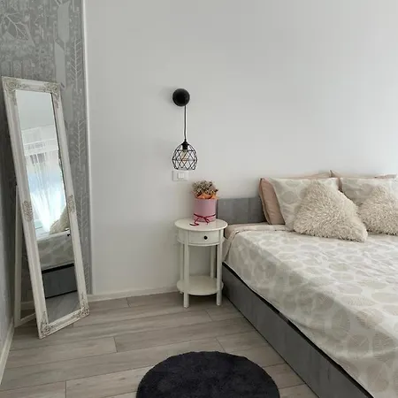 Forest Hill Apartament *