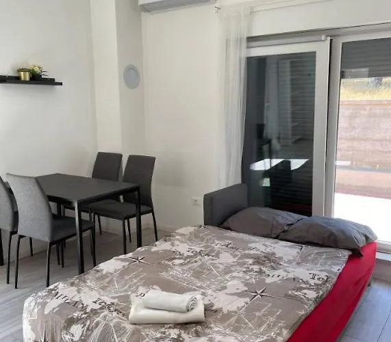 Apartament Forest Hill *