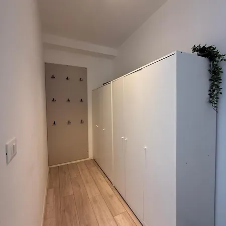 Апартаменти Forest Hill Пула